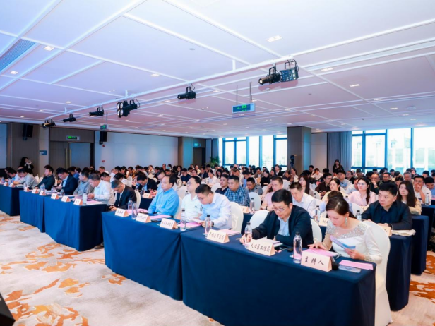中国长沙1024程序员节 — 湖南“智赋万企”软件产业高质量发展论坛在长沙成功举办
